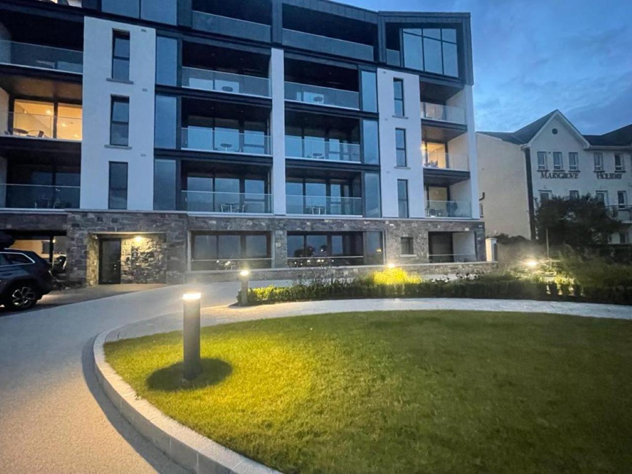 Shoreline Apartments Galway Eksteriør billede