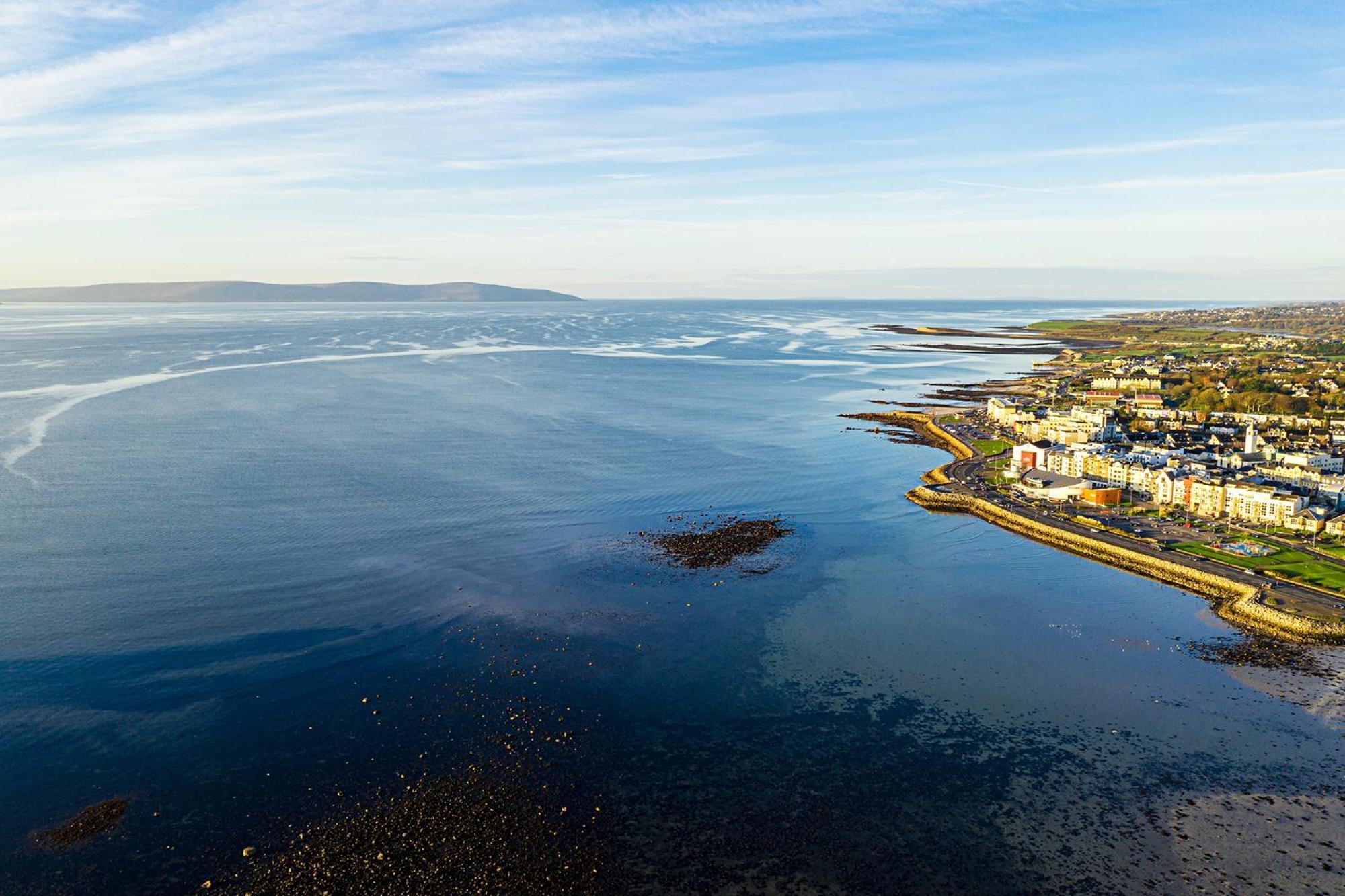 Shoreline Apartments Galway Eksteriør billede