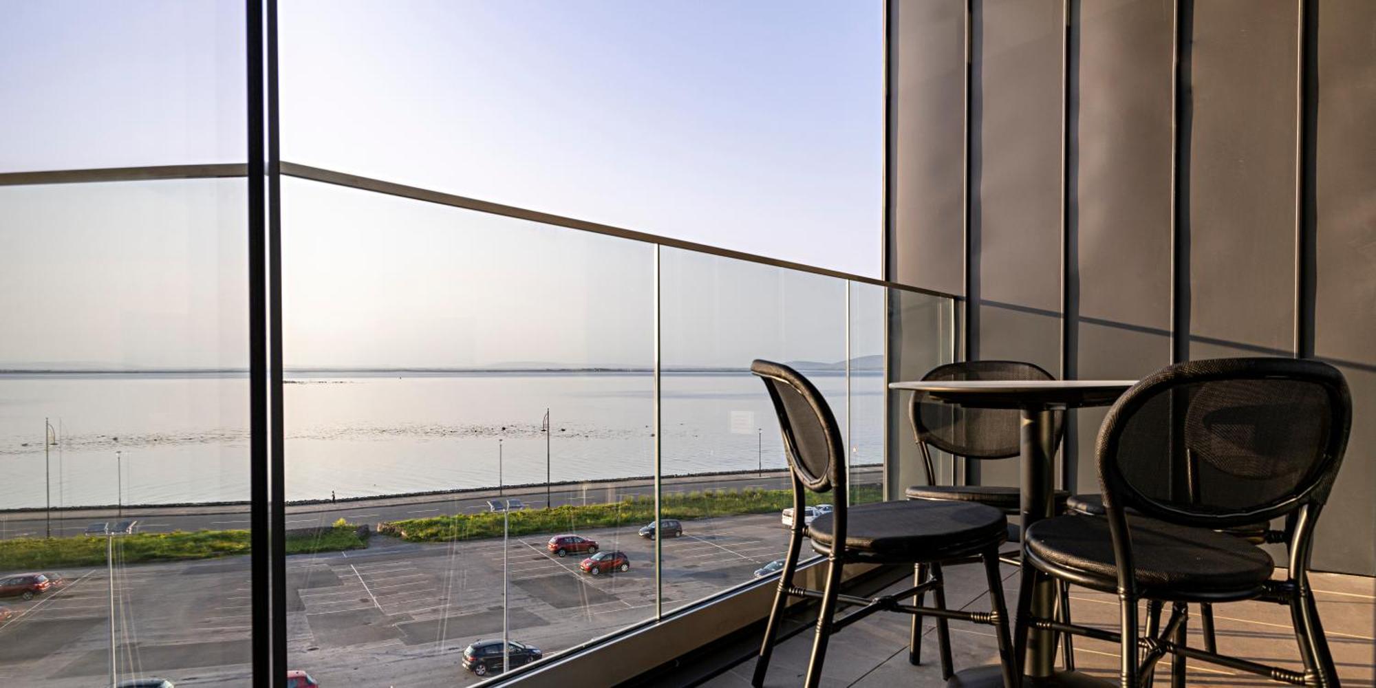 Shoreline Apartments Galway Eksteriør billede