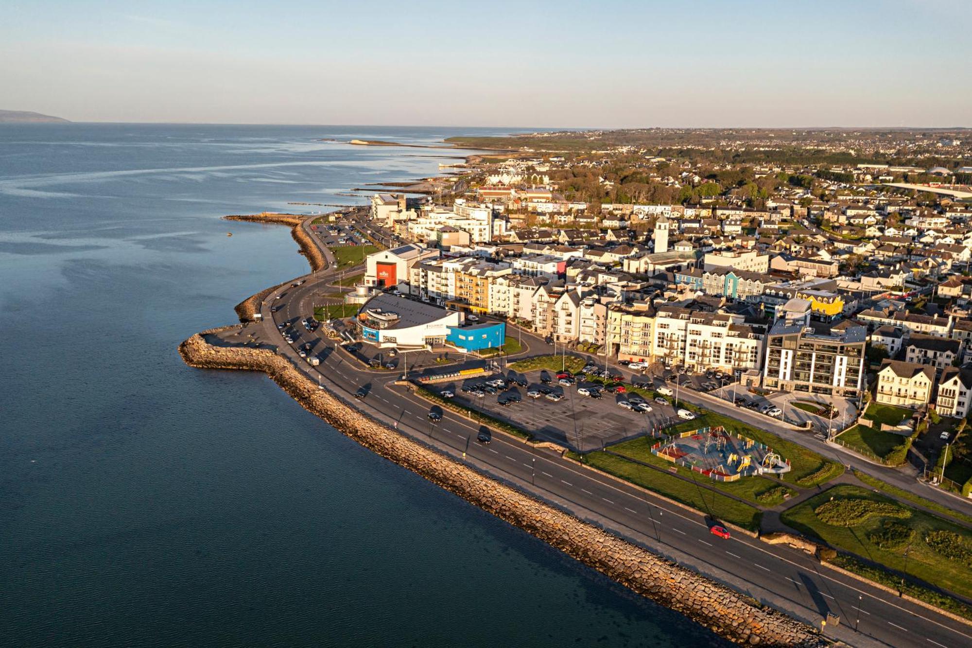 Shoreline Apartments Galway Eksteriør billede